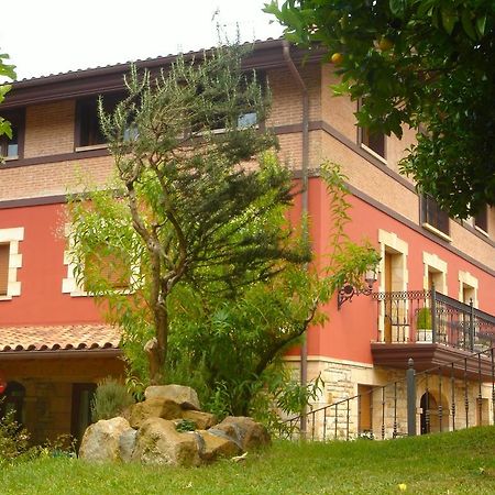 Gasthaus Labeondo Muskiz Exterior foto